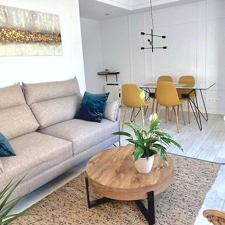 New Gorgeous Central Apartment - Beachfront - 3 Bd San Sebastian Exterior photo