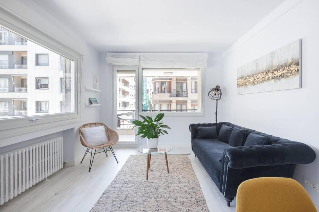 New Gorgeous Central Apartment - Beachfront - 3 Bd San Sebastian Exterior photo
